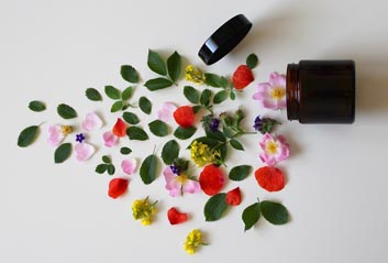 Erbe aromatiche e cosmesi